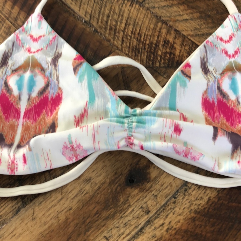 Patterned bikini top - Picture 3 of 5